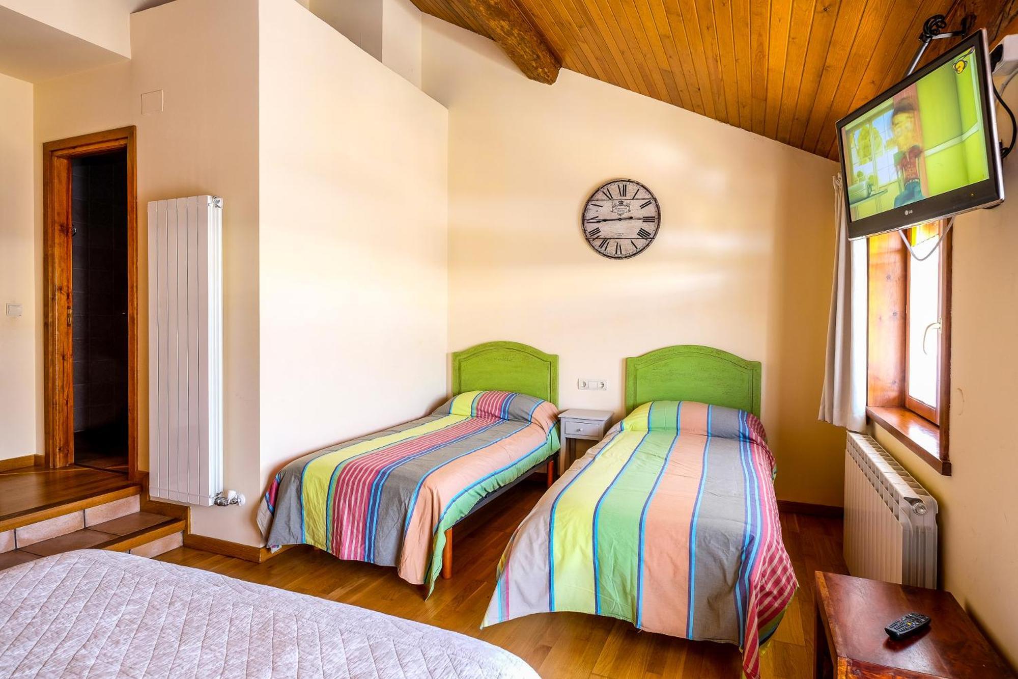 Cal Pascual Guest House Les Pereres Luaran gambar